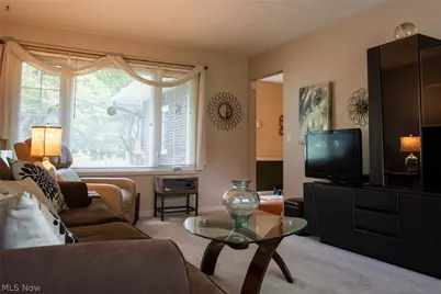 8240 Deepwood Boulevard #7-11, Mentor, OH 44060 - Photo 4