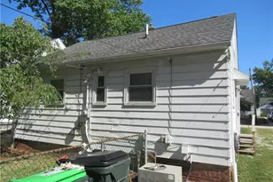 29107 Fuller Ave, Wickliffe, OH 44092 - Photo 4