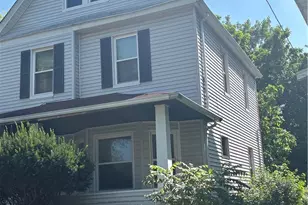 594 E 107th St, Loveland, OH 44108 - Photo 2