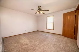 7357 Eisenhower Dr, Boardman, OH 44512 - Photo 18
