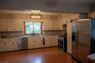 45 Columbine Ave, Akron, OH 44312 - Photo 8