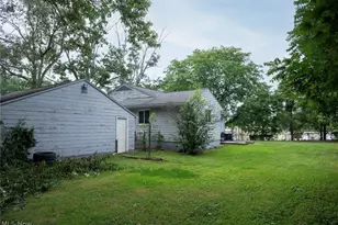 45 Columbine Ave, Akron, OH 44312 - Photo 30