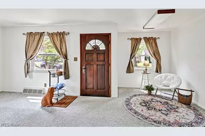 604 Cornell Avenue, Elyria, OH 44035 - Photo 2
