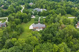 8600 Sanctuary Dr, Kirtland Hills, OH 44060 - Photo 44