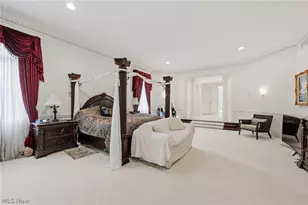 8600 Sanctuary Dr, Kirtland Hills, OH 44060 - Photo 30
