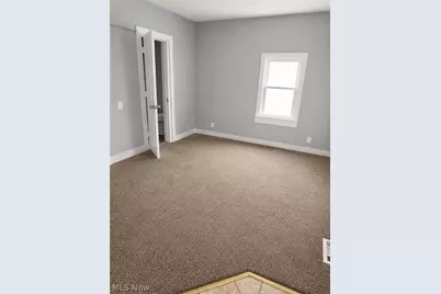 936 Ella Court, Akron, OH 44314 - Photo 8