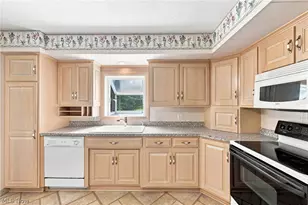 222 Kenwick Dr, Northfield, OH 44067 - Photo 8