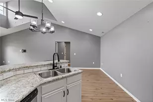 1365 Laurenbrook Ln NE, Massillon, OH 44646 - Photo 10
