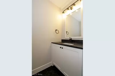 424 S Main Street, Orrville, OH 44667 - Photo 10