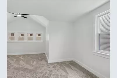 12407 Farringdon Avenue, Loveland, OH 44105 - Photo 20