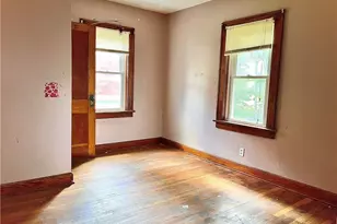 228 E Main St, Freeport, OH 43973 - Photo 8