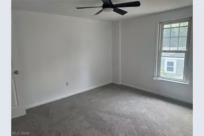 163 19th Street NW, Barberton, OH 44203 - Photo 12