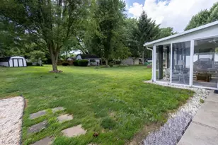 8639 Candlewood Ave NW, North Canton, OH 44720 - Photo 20
