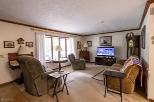 8639 Candlewood Ave NW, North Canton, OH 44720 - Photo 4