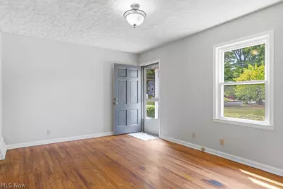 838 Kickapoo Avenue, Akron, OH 44305 - Photo 8