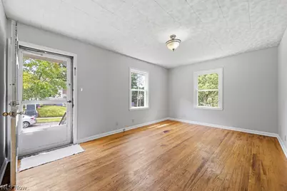 838 Kickapoo Avenue, Akron, OH 44305 - Photo 6