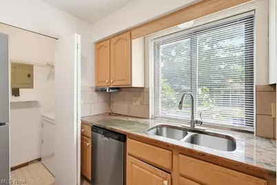 315 Guys Run Road, Akron, OH 44319 - Photo 10