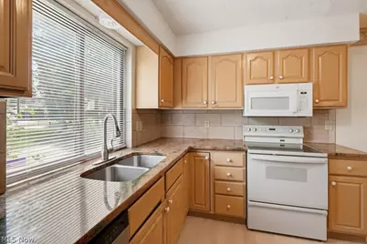 315 Guys Run Road, Akron, OH 44319 - Photo 12