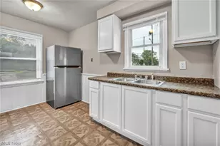10212 Benham Ave, Loveland, OH 44105 - Photo 10