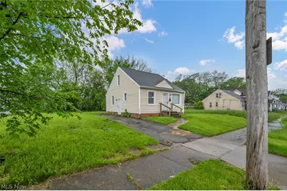 10212 Benham Avenue, Loveland, OH 44105 - Photo 4