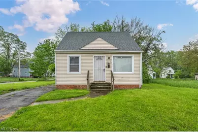 10212 Benham Avenue, Loveland, OH 44105 - Photo 2