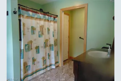 12436 Painesville Warren Road, Concord Twp, OH 44077 - Photo 18
