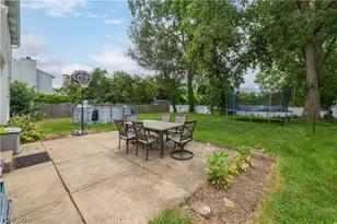4218 Canterbury Dr, Brunswick, OH 44212 - Photo 6