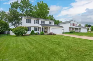 4218 Canterbury Dr, Brunswick, OH 44212 - Photo 2