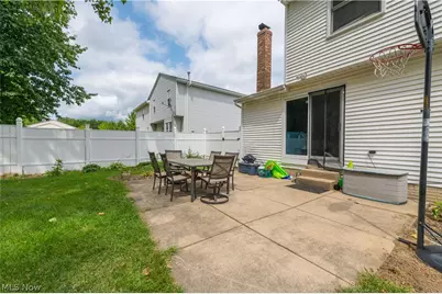 4218 Canterbury Drive, Brunswick, OH 44212 - Photo 8