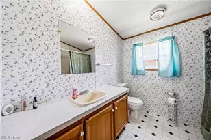 2675 Eagle Point Dr, Madison, OH 44057 - Photo 6