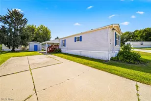 2675 Eagle Point Dr, Madison, OH 44057 - Photo 22