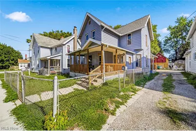 305 W 53rd Street, Ashtabula, OH 44004 - Photo 2