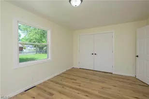 519 W Fike Ave, Orrville, OH 44667 - Photo 14