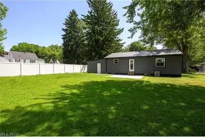 519 W Fike Avenue, Orrville, OH 44667 - Photo 4