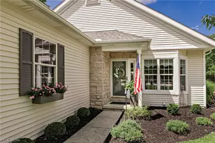 383 Woodside Dr, Northfield, OH 44067 - Photo 2