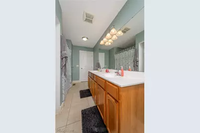 3721 Old Hickory Avenue NW, Canton, OH 44718 - Photo 8