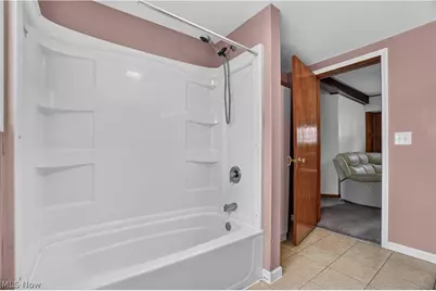 61 W Erie Street, Jefferson, OH 44047 - Photo 34
