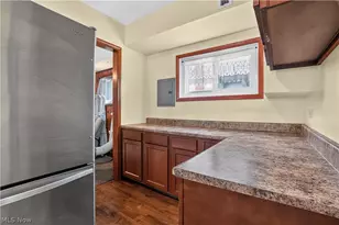 61 W Erie St, Jefferson, OH 44047 - Photo 16