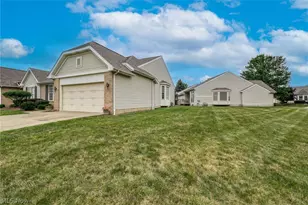 1827 Southpointe Cir NE, Canton, OH 44714 - Photo 24