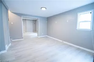 1373 E 89th St, Loveland, OH 44106 - Photo 4