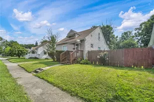 1247 Dietz Ave, Akron, OH 44301 - Photo 2