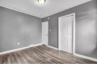 1247 Dietz Avenue, Akron, OH 44301 - Photo 22
