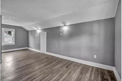 1247 Dietz Avenue, Akron, OH 44301 - Photo 12