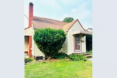 802 Sherlock Place NE, Canton, OH 44714 - Photo 1