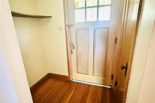 802 Sherlock Pl NE, Canton, OH 44714 - Photo 4