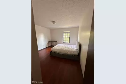 2295 Laurelwood Drive, Columbus, OH 43229 - Photo 20