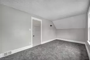 9825 Macon Ave, Loveland, OH 44102 - Photo 12