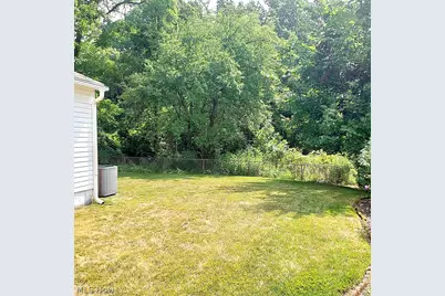 655 Cliffside Drive, Akron, OH 44313 - Photo 48