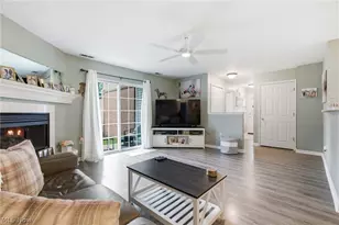 3284 Lenox Village Dr, Fairlawn, OH 44333 - Photo 6