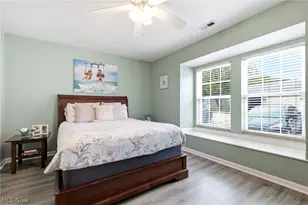 3284 Lenox Village Dr, Fairlawn, OH 44333 - Photo 14